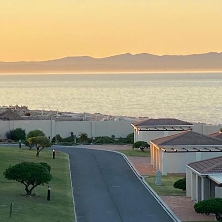 Cview Apartment Hermanus Bagian luar foto