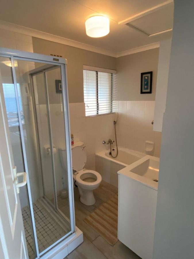 Cview Apartment Hermanus Bagian luar foto